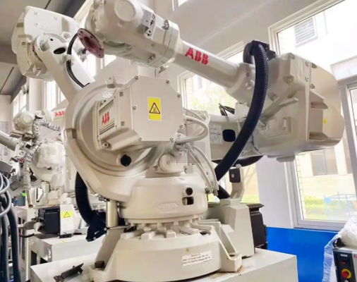 IRB 7600-500/2.55 Abb ロボットアーム 500KG 多重製造プロセス