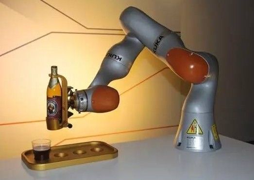 クーカ 共同ロボット 14 R820 多関節自動化 7 軸